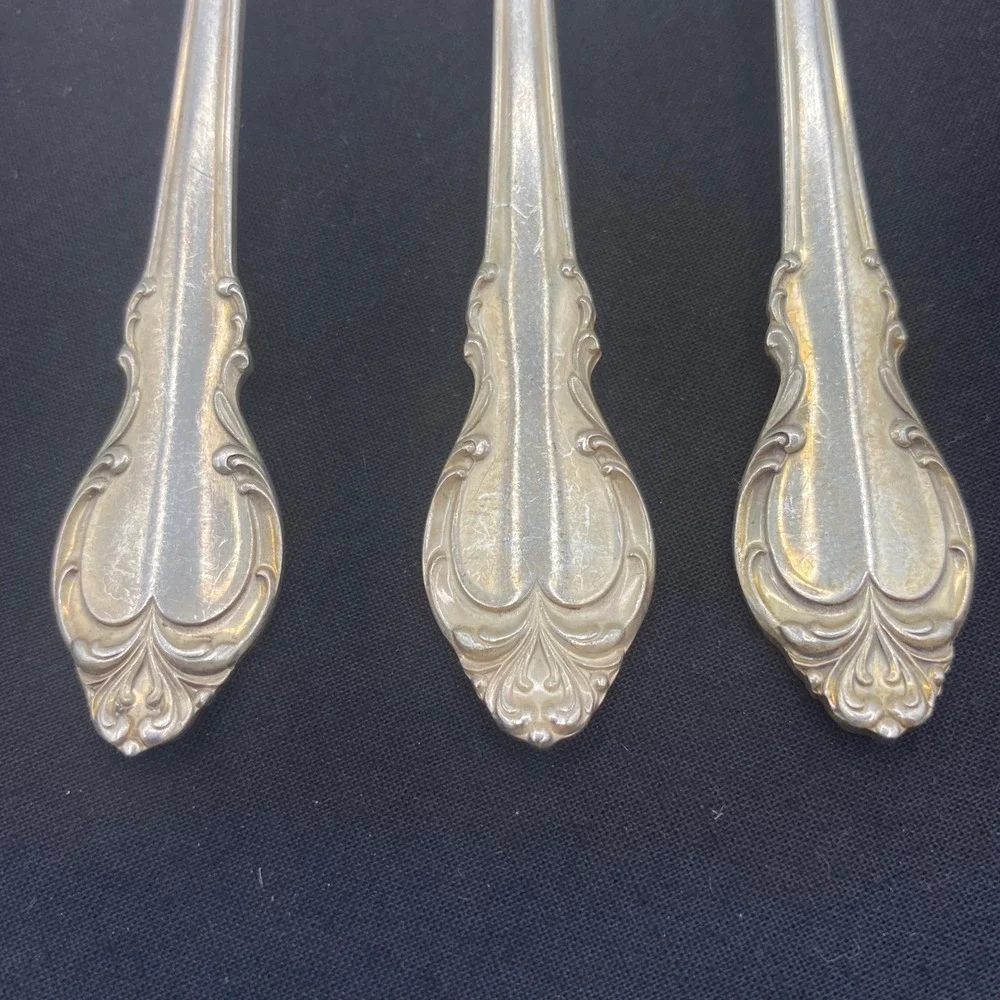 Holmes & Edwards IS 7.5in Dinner Forks 3pc Heart Silver Fashion Silverplate 1954